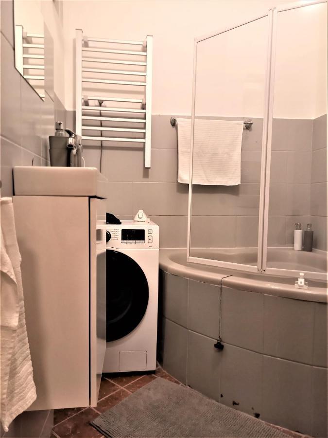 Quiet And Private Studio In The Center Apartamento Budapest Exterior foto